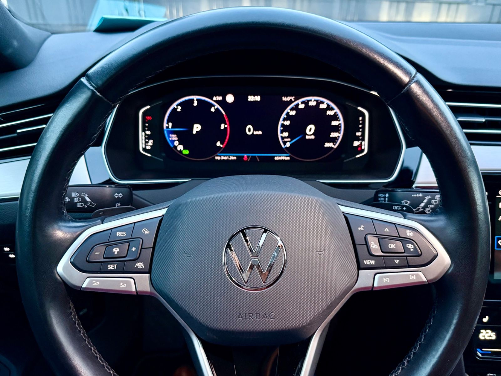 VW Passat Variant Elegance Automatik – Vorschaubild 13
