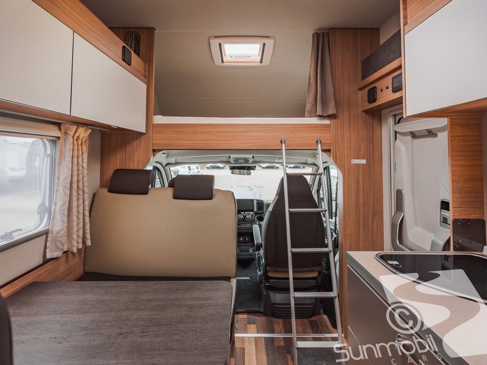 Fahrzeugabbildung Weinsberg CaraHome 650 DG Navi RFK Markise