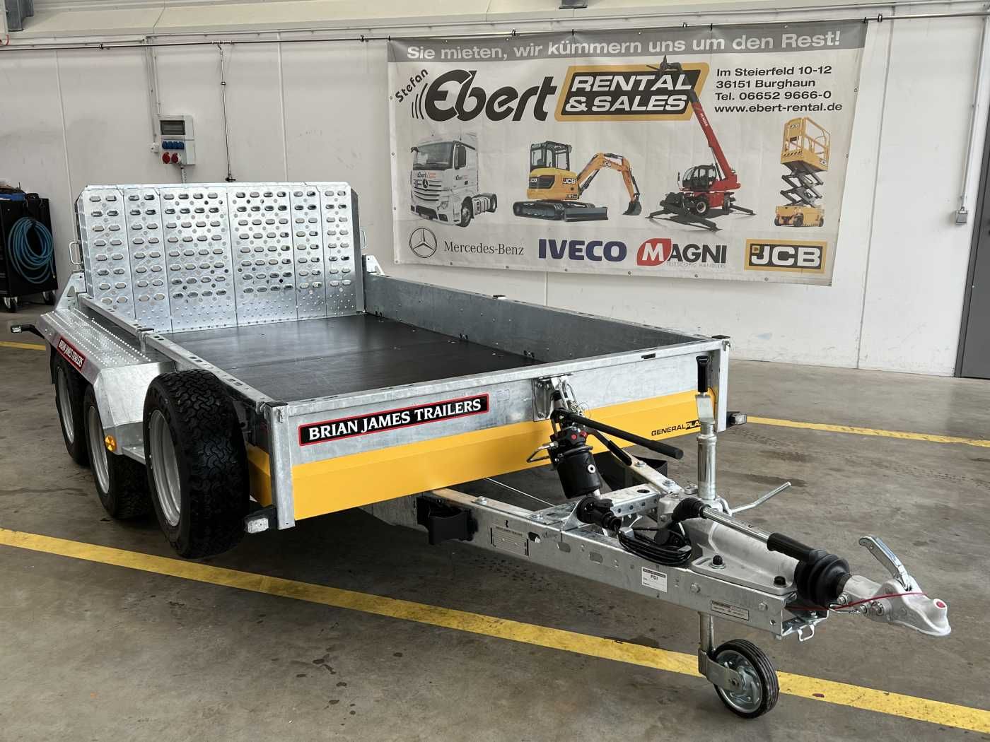 Fahrzeugabbildung Brian James General Plant / kippbar / Länge: 3.1m / 3.500kg