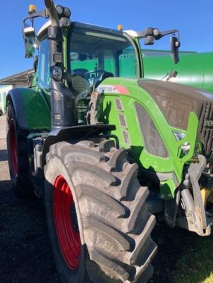 Fendt 718 Vario S4 Profi