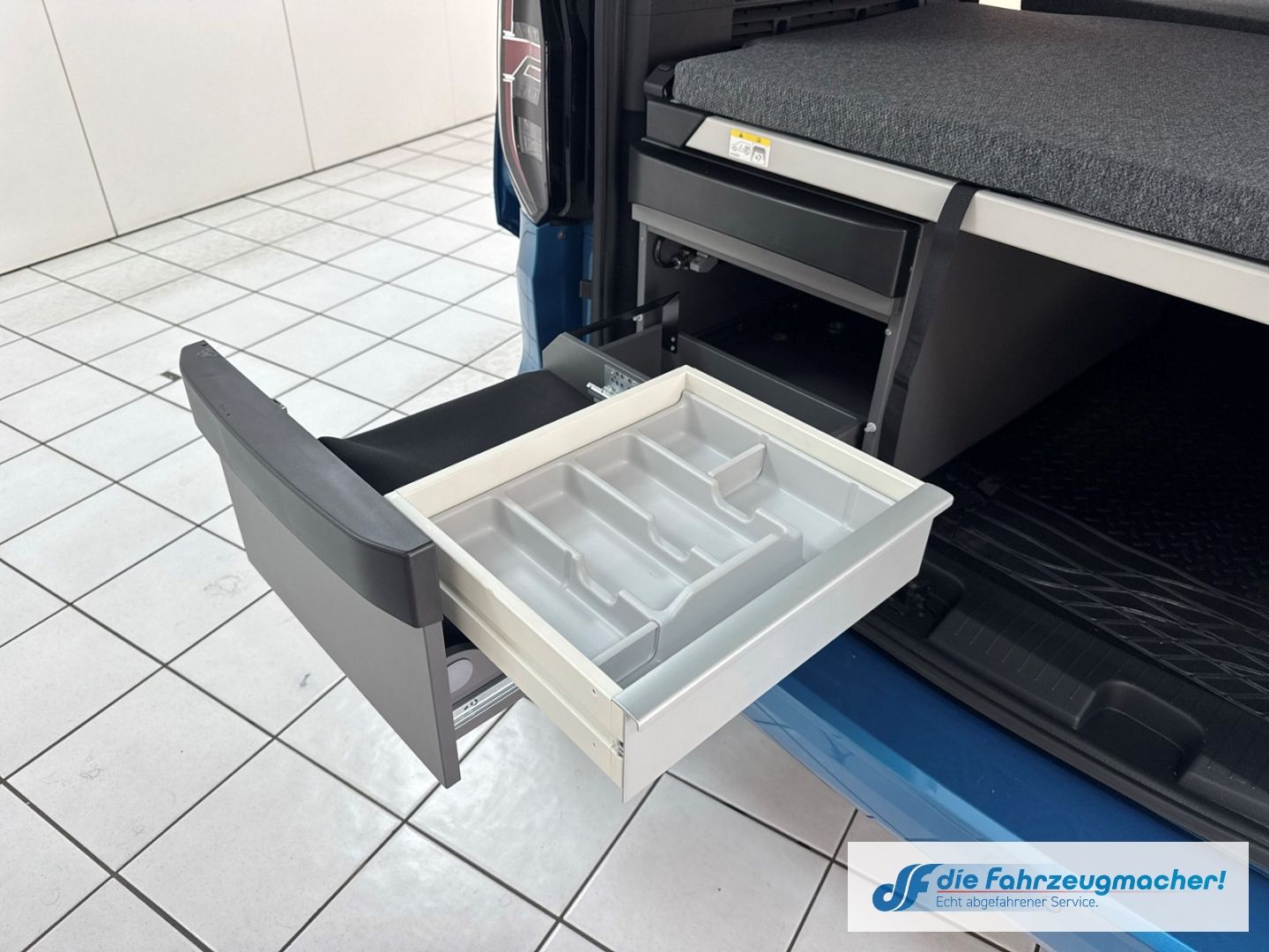 Fahrzeugabbildung Volkswagen Caddy California 2.0 TDI EU6d Panorama Navi LED