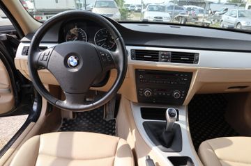BMW 325 - 12