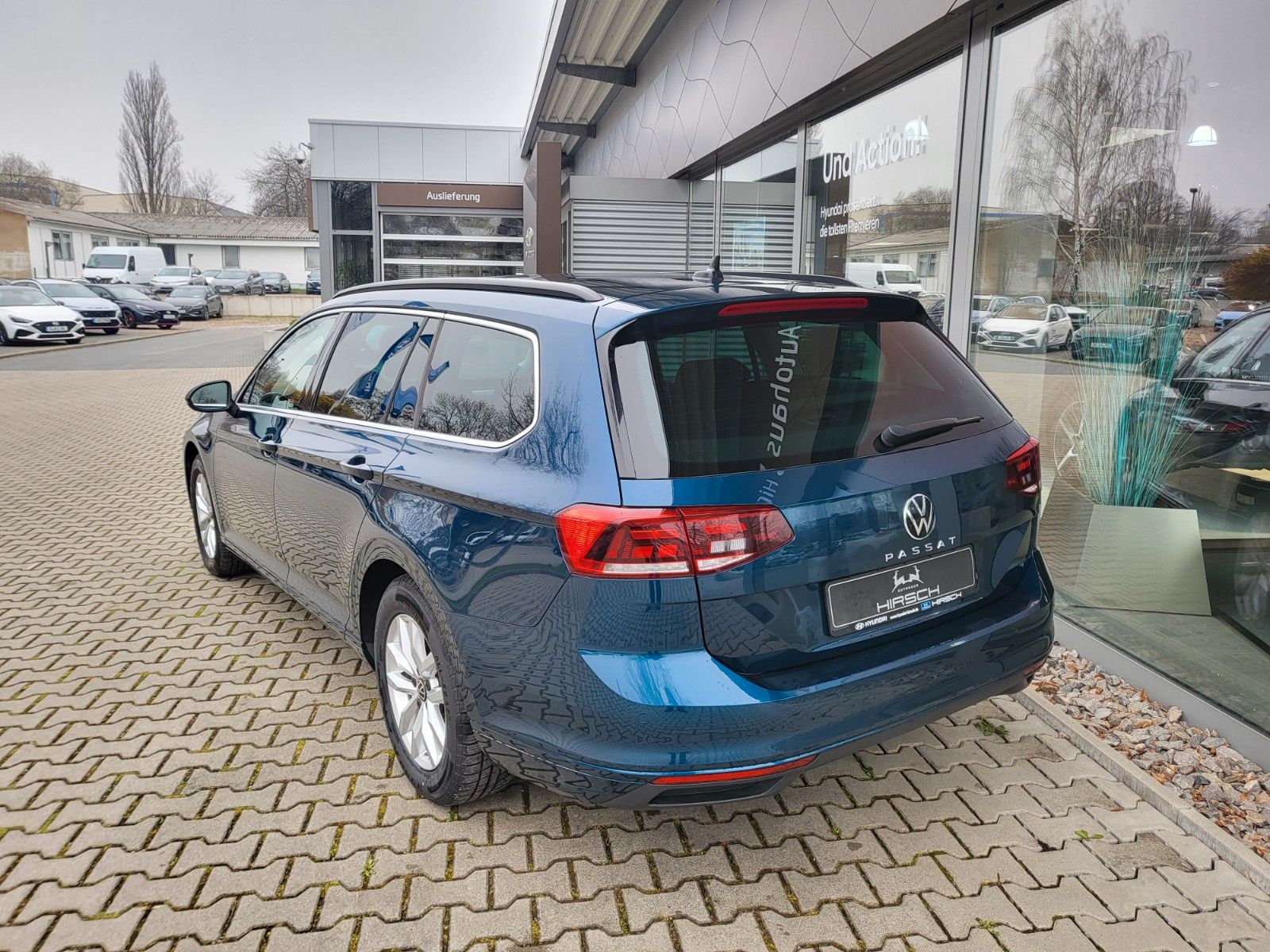 Fahrzeugabbildung Volkswagen Passat Variant 2.0 TDI DSG Business  AHZV NAVI