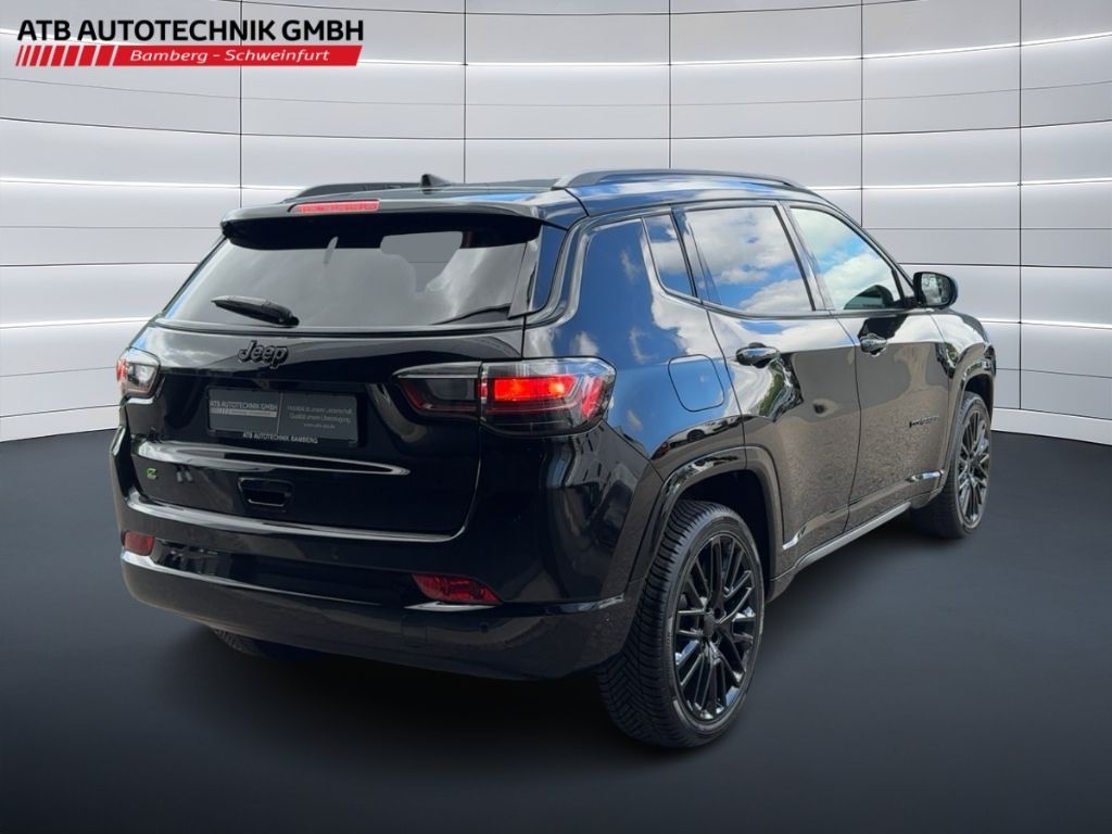 Fahrzeugabbildung Jeep Compass AUTOMATIK ALLWETTER  RÜCKFAHRK.