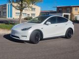 Tesla Model Y Performance AWD AHK Aero 8Fach - Tesla Model Y in Augsburg