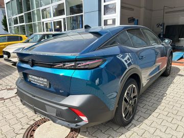 Peugeot 408 - 8