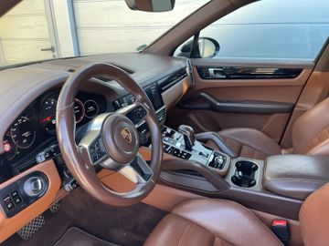 Porsche Cayenne - 7