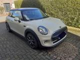 MINI One First - VB - MINI ONE