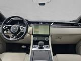 Jaguar F-Pace D200 AWD R-Dynamic HSE PANO WINTERPAKET - Jaguar F-Pace: R Dynamic Hse