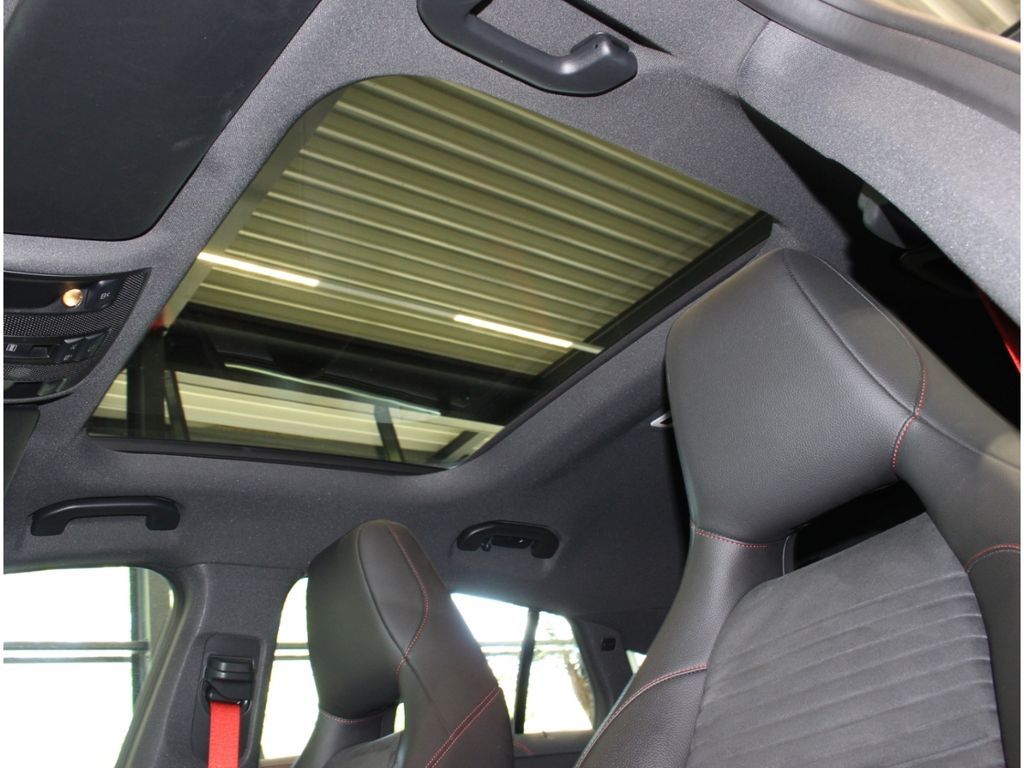 Fahrzeugabbildung Mercedes-Benz CLA 45 AMG Shooting Brake 4Matic 2.Hand*LED*TOP