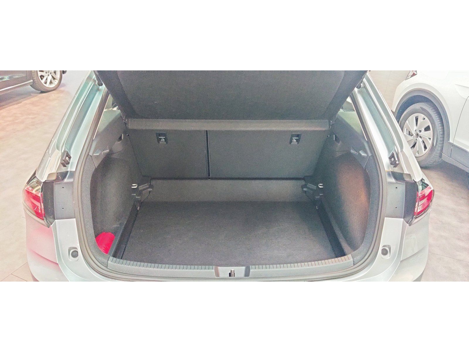 Fahrzeugabbildung Volkswagen Taigo Life TSI *AHK*LED*PDC*Sitzhzg*App-C.*