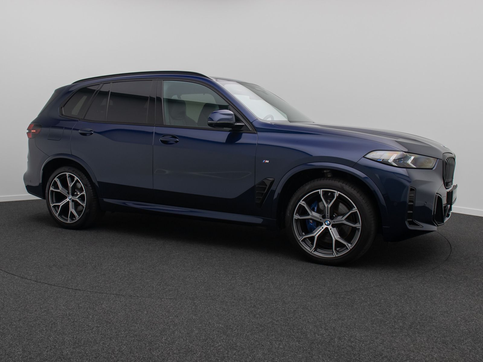 Fahrzeugabbildung BMW X5 xD40d  M Sport Pro Panorama 360&deg;HUD DAB H/K