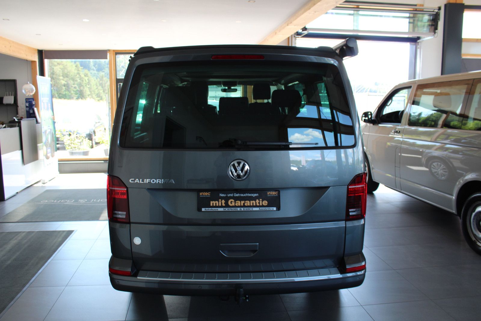 Volkswagen T6.1 California 2.0 TDI DSG Beach Tour FWD foto 5