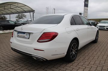 Mercedes E 200 - 3