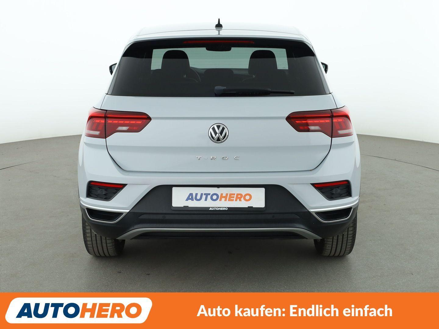 Volkswagen T-Roc 1.5 TSI ACT Sport Aut.*NAVI*CAM*ACC*