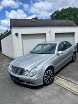 Mercedes-Benz E 200 KOMPRESSOR ELEGANCE nur 65.000 KM - gebrauchte Mercedes-Benz E 200 aus dem Jahr 2003