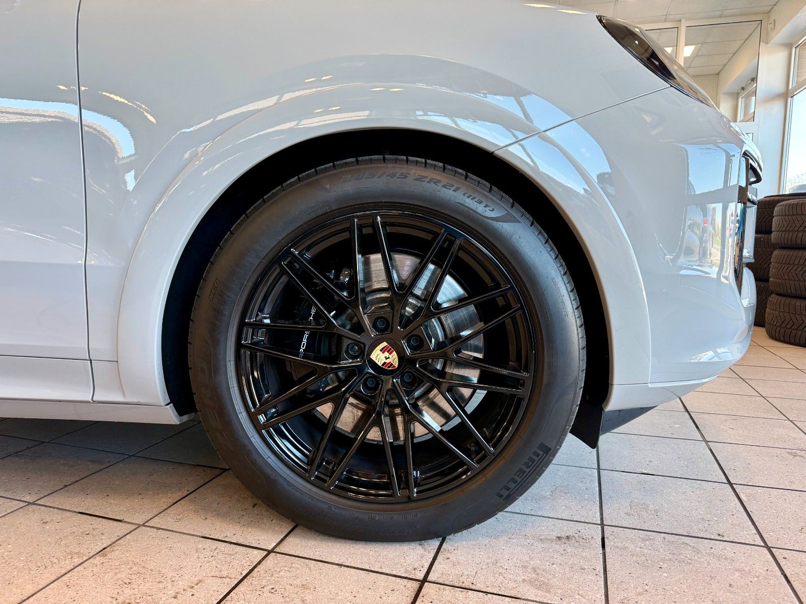 Fahrzeugabbildung Porsche Cayenne S SportDesign/AHK/Luftfederung/ACC