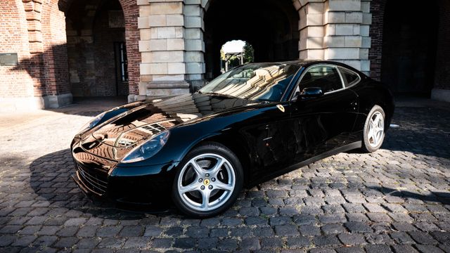 Fahrzeugabbildung Ferrari 612 Scaglietti/Nero mit nero im Bestzustand