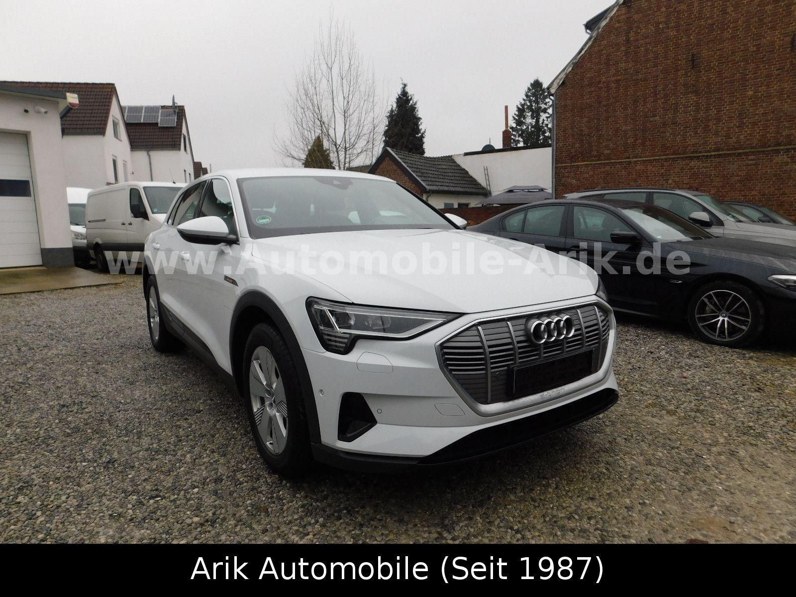Audi e-tron 55 quattro Matrix-LED Kamera Leder DVD