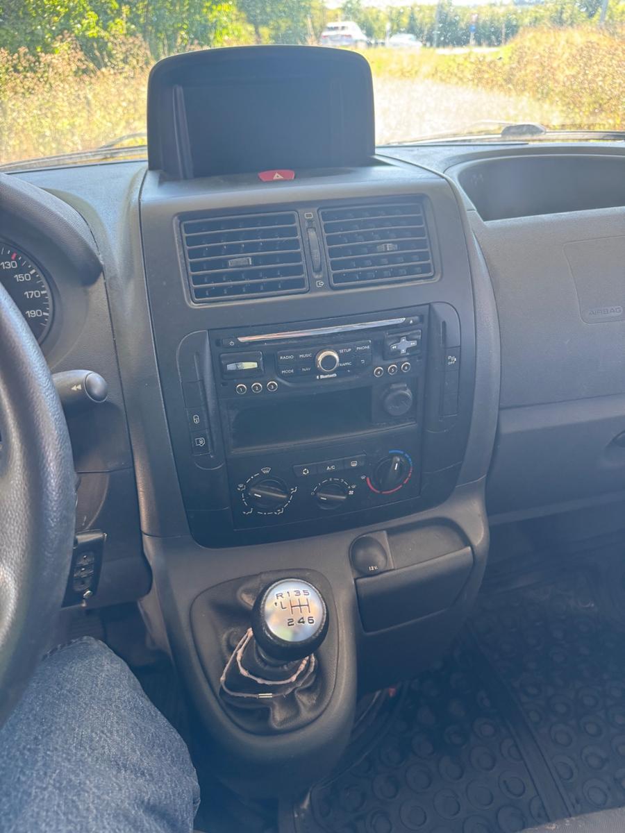 Peugeot Expert, mit 6 sitze