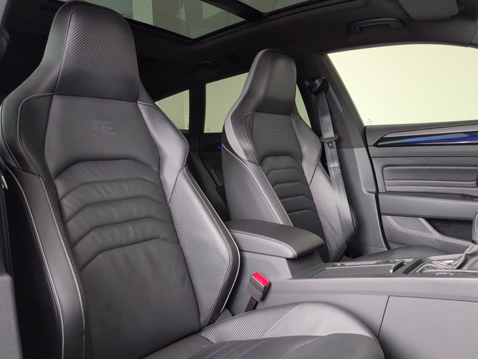 Volkswagen Arteon 2.0 TDI R-LINE MATRIX PANO AHK StHz NAPPA, миниатюра 23