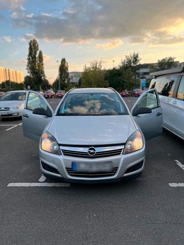 Opel Astra zu verkaufen