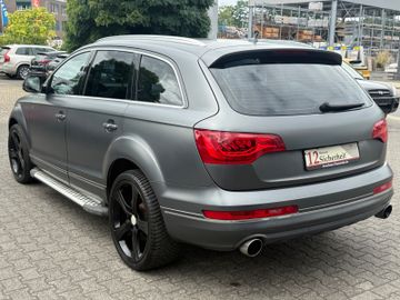Audi Q7 - 4