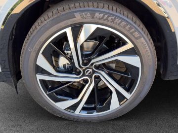 Nissan Qashqai Tekna°Premium Paket°HUD*Pano*Navi*Leder*