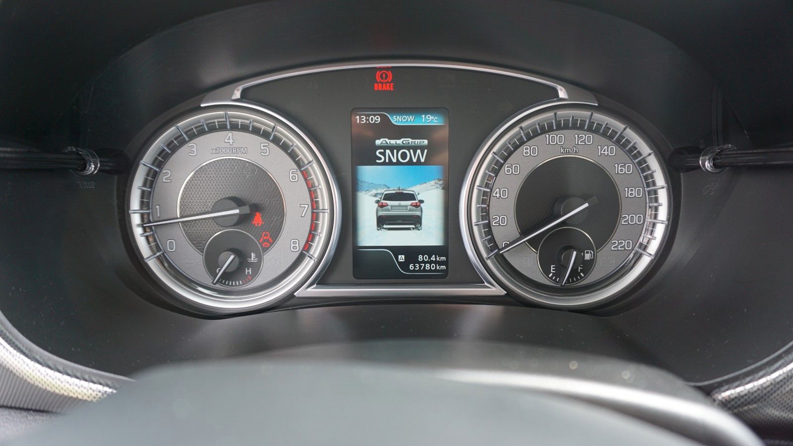 Fahrzeugabbildung Suzuki Vitara 1.4 Mild-Hybrid Comfort+ 4x4, Navi, LED