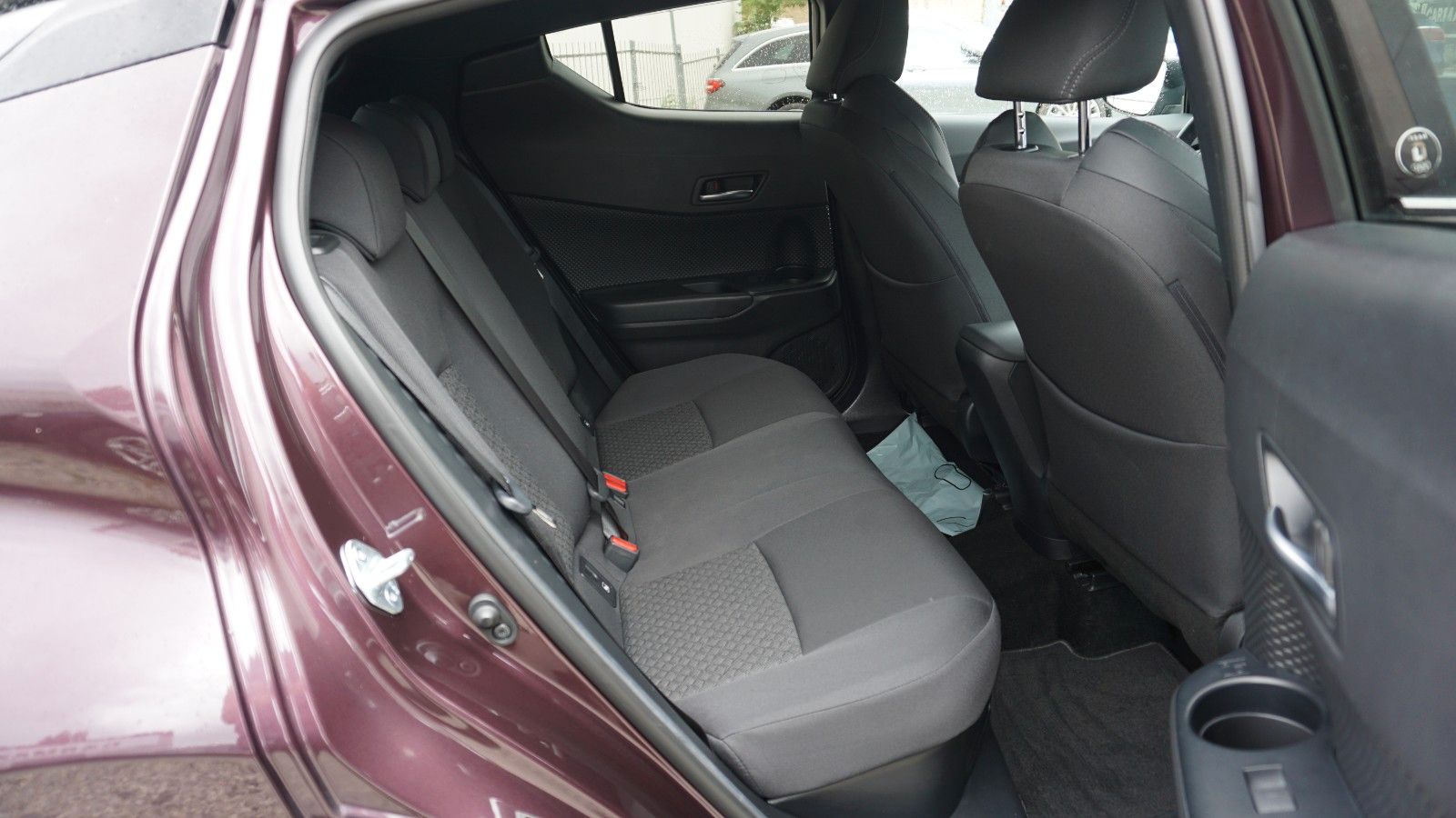 Fahrzeugabbildung Toyota C-HR Hybrid Team DE, Navi,Keyless,ACC,LED,Kamera