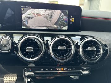 Bild 14 Mercedes-Benz A 180 A180 AMG LED Kamera MBUX PDC Teilleder
