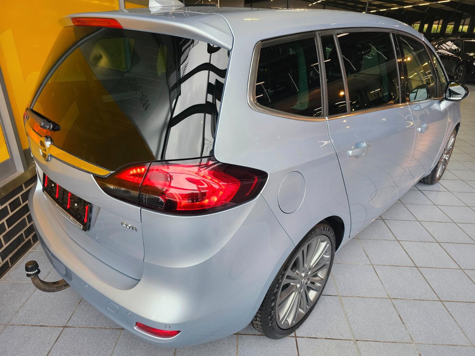 Opel Zafira C Tourer Business Inno Pano AHK 7-Sitzer
