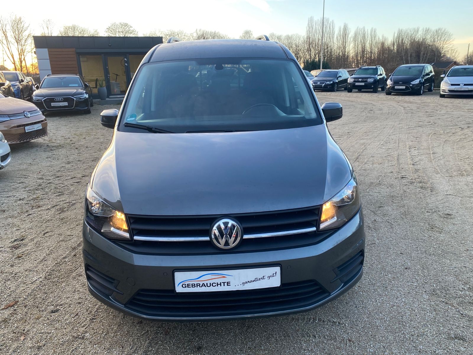 VW Caddy PKW Maxi Beach BMT,Navi,StH,SHZ,KLimaa.
