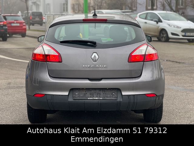 Fahrzeugabbildung Renault Megane III Lim. 5-trg. Tomtom Edition