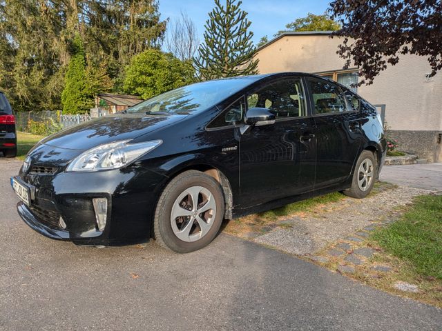 Toyota Prius 1.8 Hybrid ,sehr sparsam und zuverlässig