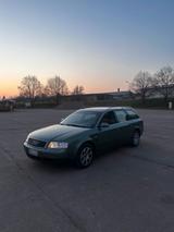 Audi A6 4b/c5 Quattro 2.4L Tiptronic 12/20... - Audi A6 aus 2002 mit Benzin-Antrieb: Kombi, 2.4