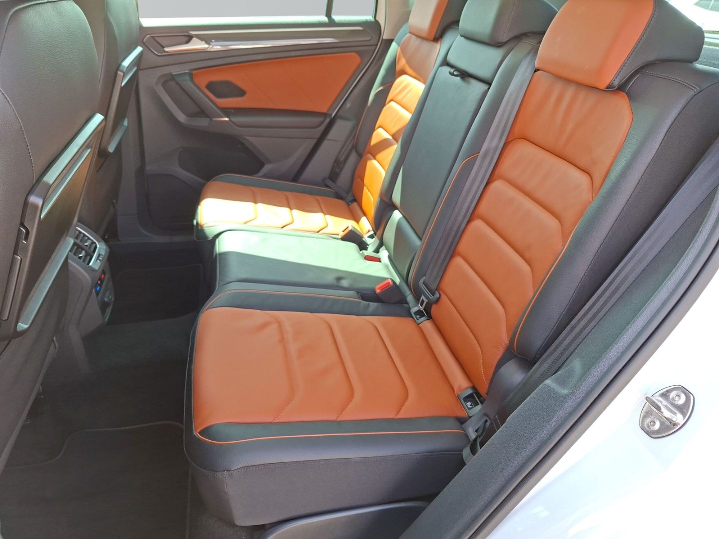 Tiguan 2.0 TSI 4Motion Highline *NAVI*LEDER*PANO