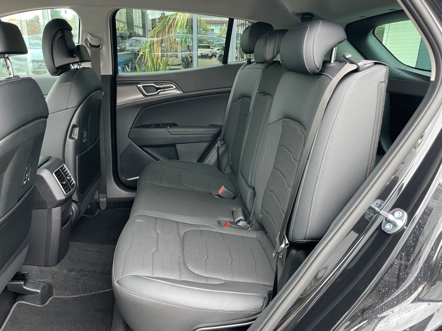 Fahrzeugabbildung Kia Sportage Spirit Mild-Hybrid Navi LED El. Heckkl.