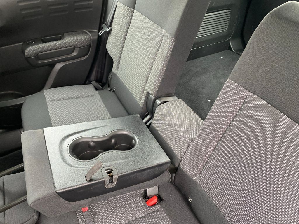 Fahrzeugabbildung Citroën C3 Aircross Benzin 82 Feel*AZV*FamilyPaket*