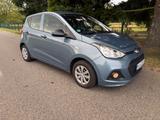 Hyundai i10 1.0 blue Classic - Hyundai i10: Blue
