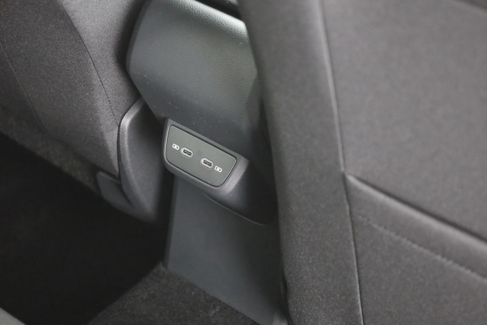 Volkswagen Taigo 1.0 TSI DSG LED Navi Sitzheizung, миниатюра 28