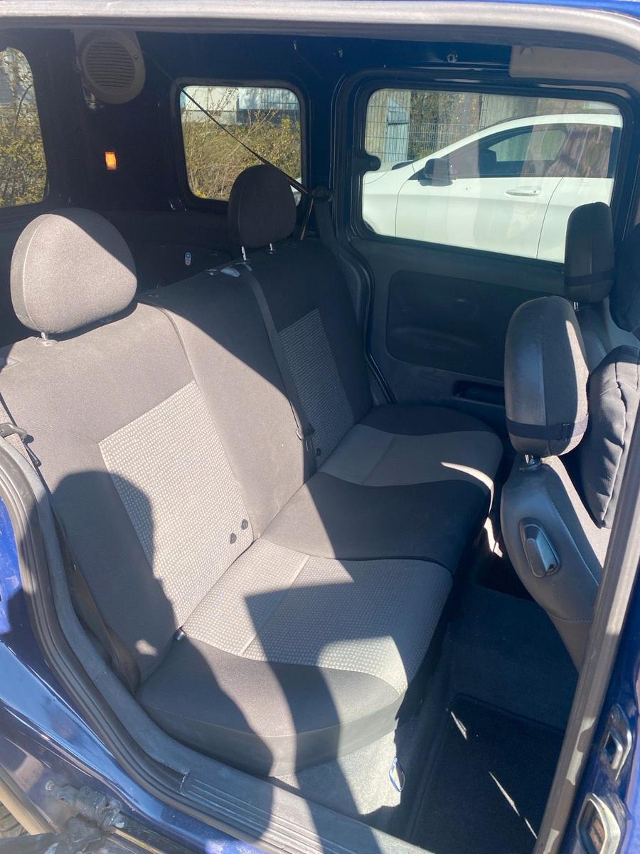 Opel Combo 2006 — photo 8
