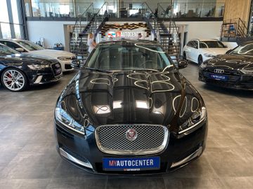 Jaguar XF 2.2 Diesel *LEDER*KAM*NAVI*PDC*SZHZ*XENON*
