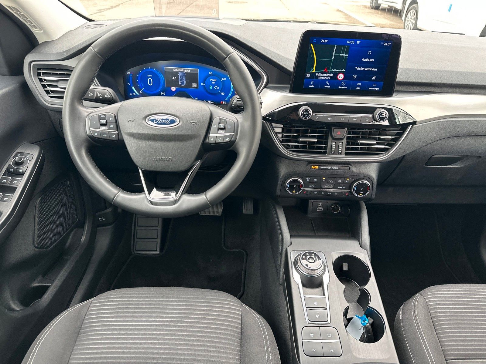 Fahrzeugabbildung Ford Kuga Plug-In Hybrid Titanium, AHK, TECHNOLOGIEPA