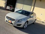 Volvo V60 D3 163CV R-design 2012 - Volvo: C 20