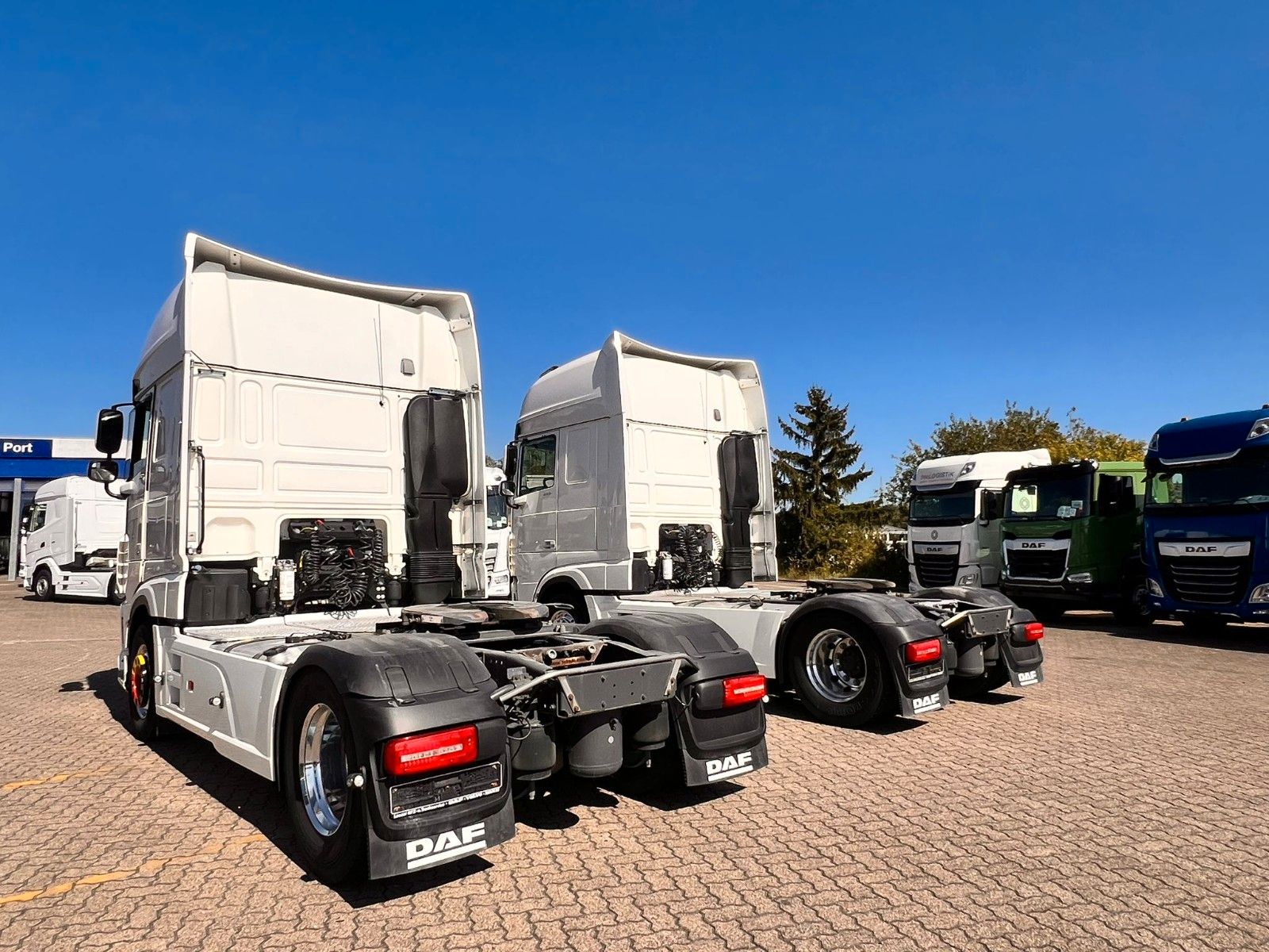 Fahrzeugabbildung DAF XF 530 FT, SSC,Kipp/Schubbodenhydr.