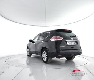 Nissan X-Trail - 4