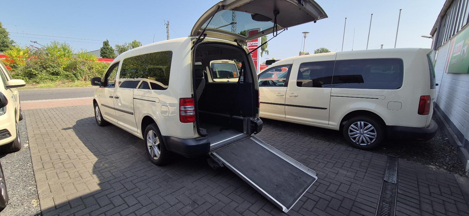 Volkswagen Caddy Rollstuhlumbau / Rampe - MOTORSCHADEN