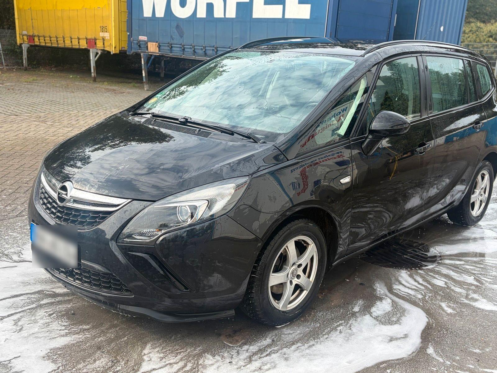 Opel Zafira Tourer