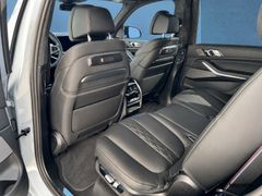 BMW X7 – 19 / 23